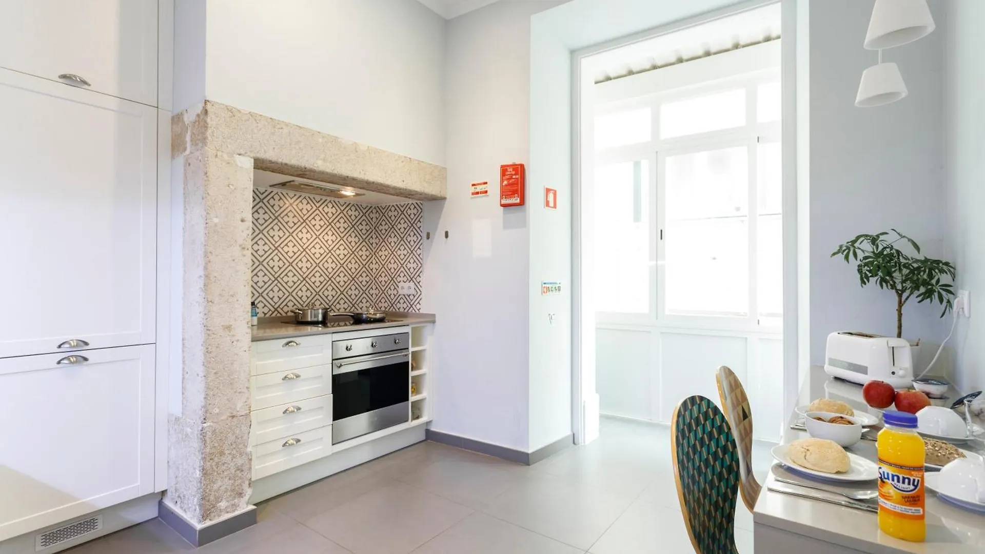 Exclusive Apartment In The Center Of Lisbon Praca Da Figueira 0*,  Portugal