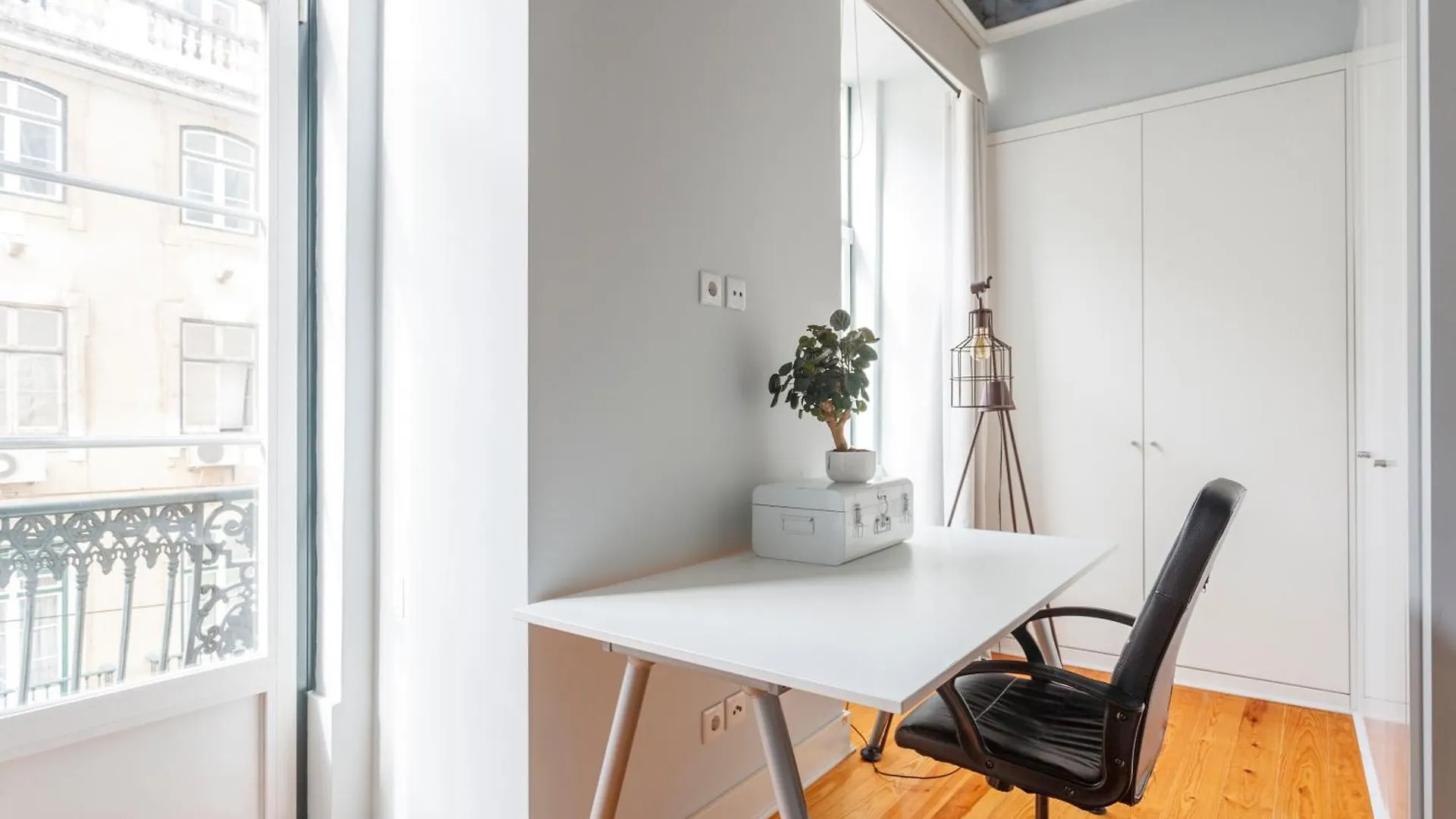 Exclusive Apartment In The Center Of Lisbon Praca Da Figueira